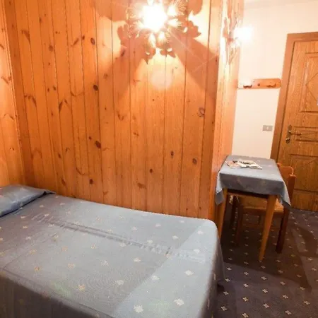 Hotel Courmayeur 3* Courmayeur