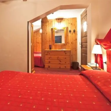 Hotel Courmayeur Szálloda 3*