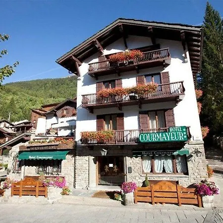 Готель Hotel Courmayeur Курмайор