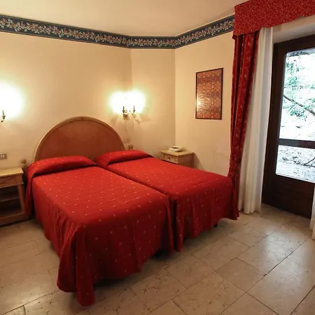 Szálloda Hotel Courmayeur