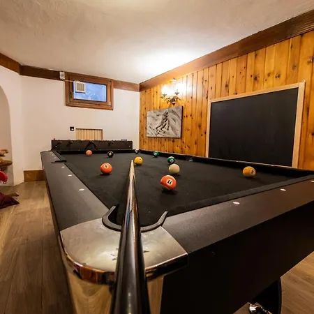 Hotel Courmayeur 3* Курмайор