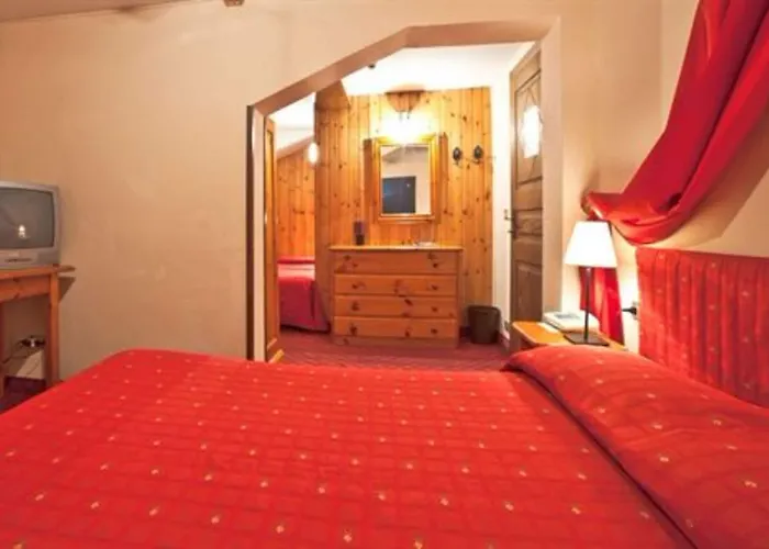 Hotel Courmayeur Szálloda 3*
