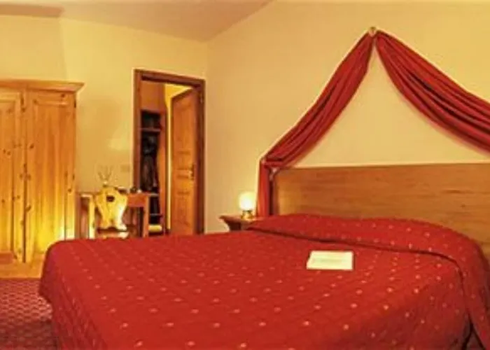 Hotel Courmayeur Szálloda 3*