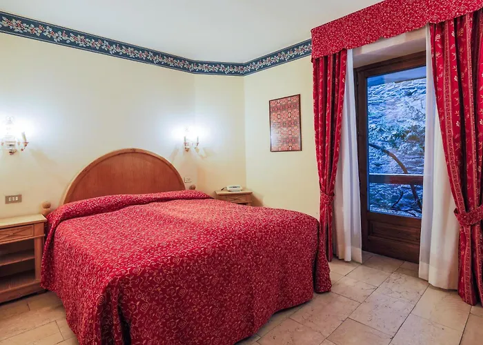 Hotel Courmayeur Szálloda 3*