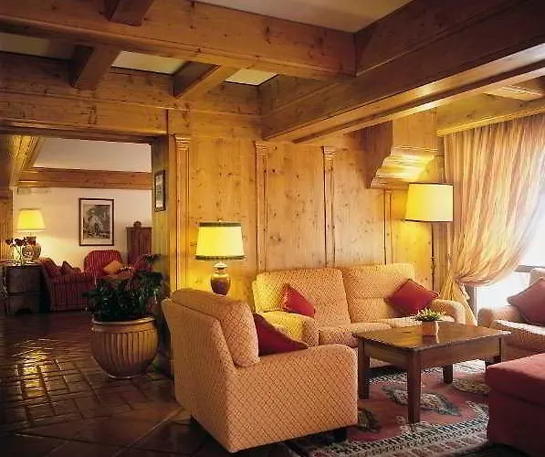 Hotel Courmayeur Szálloda